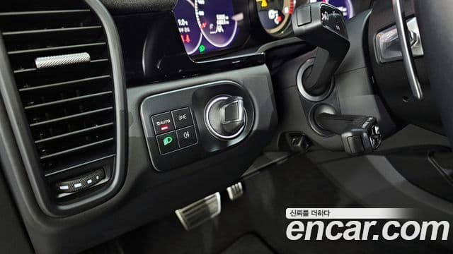 Porsche Cayenne 2023 — Şəkil 15/20