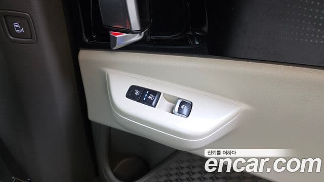 Kia Carnival 2024 — Şəkil 19/20