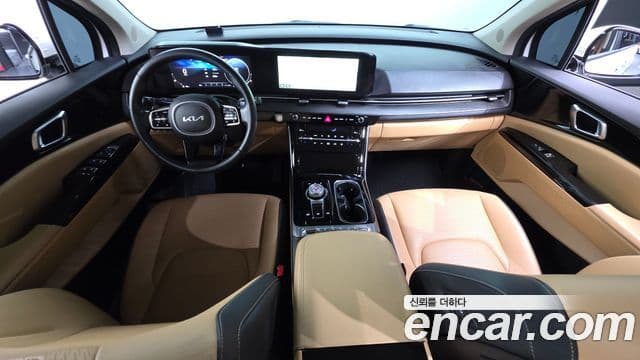 Kia Carnival 2021 — ფოტო 7/20