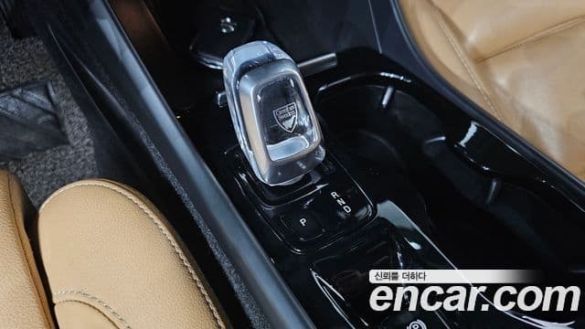 Volvo XC40 2020 — фото 9 из 20