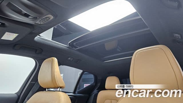 Volvo XC40 2020 — Şəkil 19/20