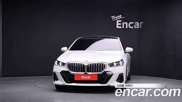 BMW 5 Series 2024 — фото 3 из 20