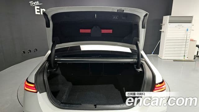 BMW 5 Series 2024 — фото 20 из 20