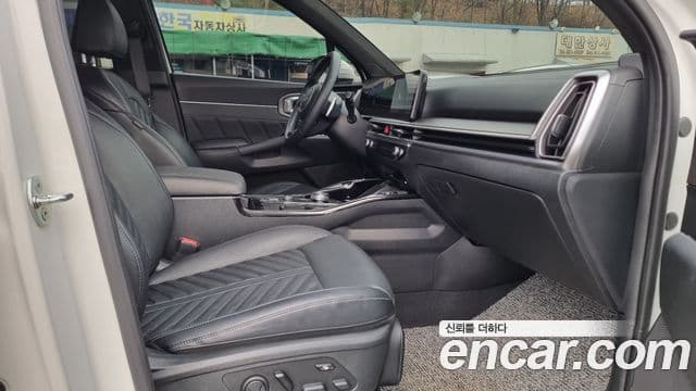 Kia Sorento 2023 — Şəkil 14/20