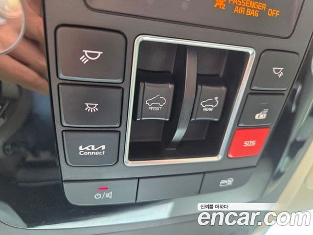 Kia Carnival 2023 — Şəkil 16/20