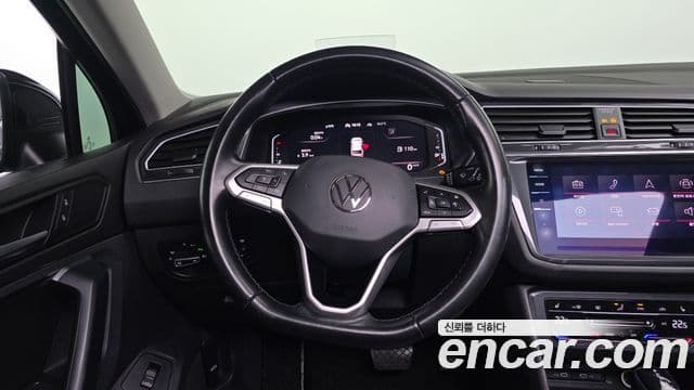 Volkswagen Tiguan 2021 — Şəkil 13/20