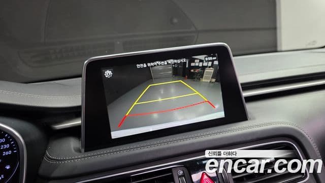 Genesis G70 2018 — ფოტო 16/20