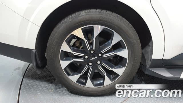 Kia Carnival 2022 — Şəkil 13/20