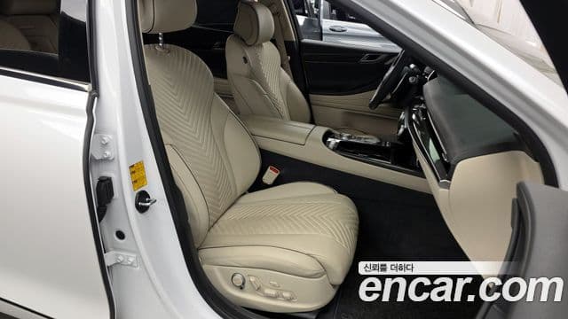 Genesis Electrified G80 2022 — Şəkil 11/20