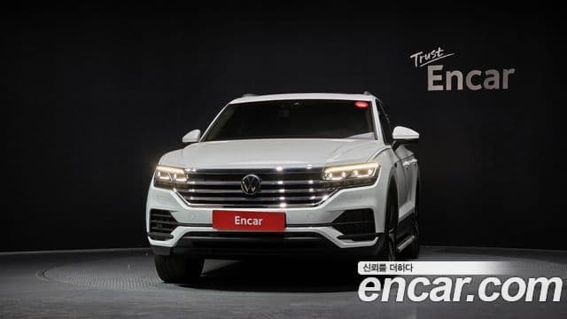 Volkswagen Touareg 2023 — ფოტო 3/20