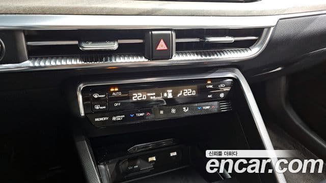 Kia K5 2022 — Şəkil 18/20