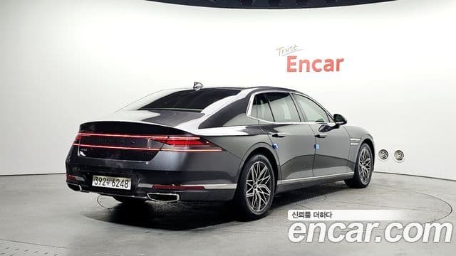 Genesis G90 2022 — Şəkil 2/20
