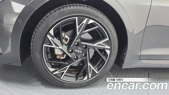 Kia K5 2024 — ფოტო 5/20