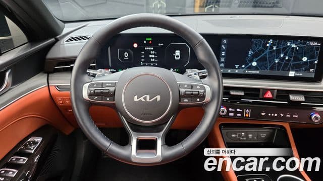 Kia K5 2024 — ფოტო 13/20