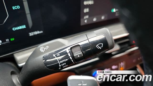 Kia K5 2024 — ფოტო 18/20