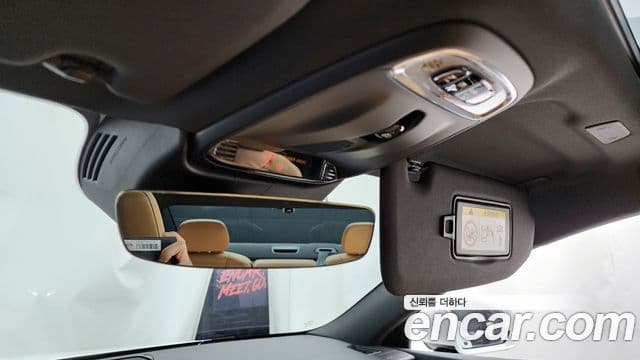 Volvo S60 2019 — ფოტო 19/20