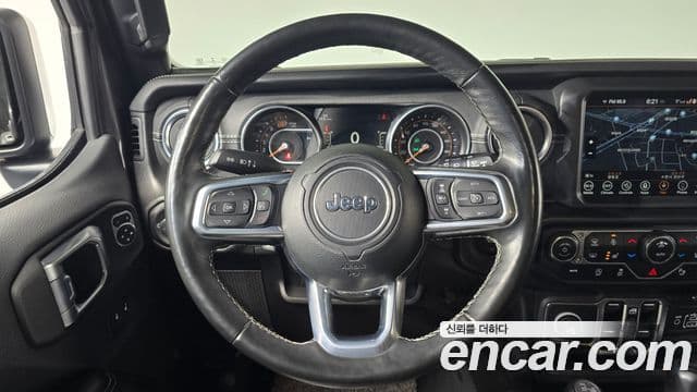 Jeep Wrangler 2022 — Şəkil 12/20