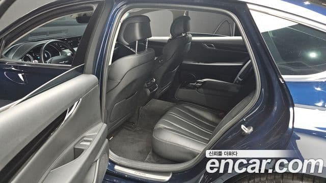 Genesis Electrified G80 2021 — Şəkil 12/20