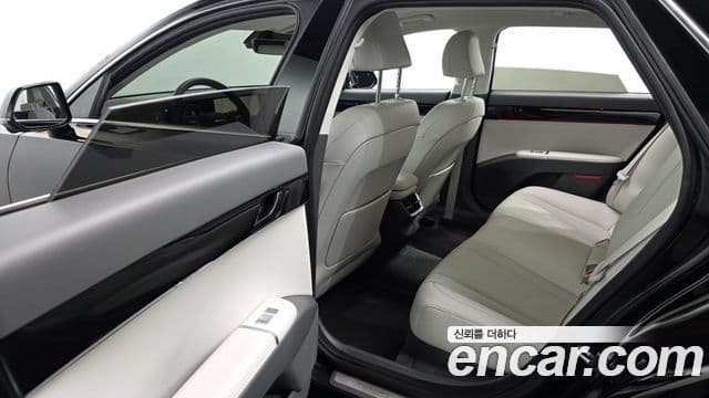 Hyundai Grandeur 2023 — ფოტო 12/20