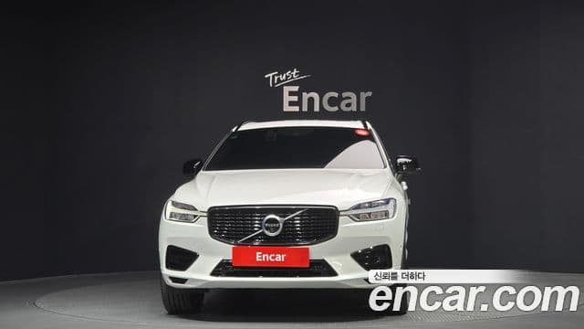 Volvo XC60 2020 — ფოტო 3/20