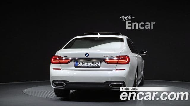 BMW 7 Series 2018 — Фото 4/20