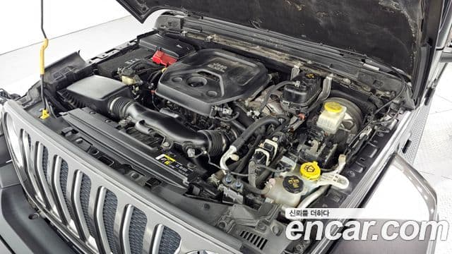 Jeep Wrangler 2019 — Şəkil 3/20