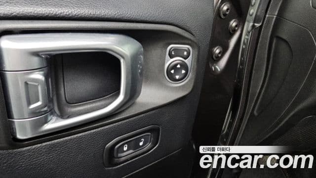 Jeep Wrangler 2019 — Şəkil 1/20
