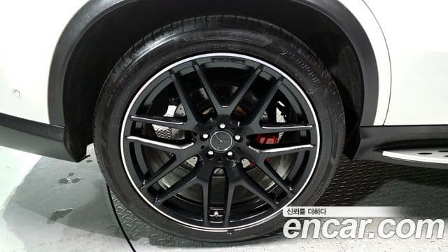 Mercedes-Benz GLE-Class 2019 — ფოტო 5/20