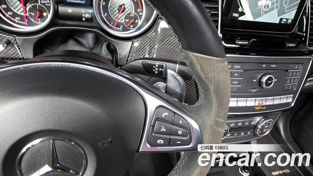 Mercedes-Benz GLE-Class 2019 — ფოტო 9/20
