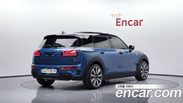 Mini Cooper S Clubman 2023 — Фото 2/20