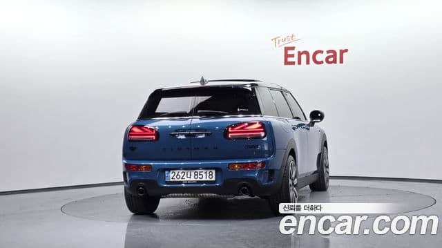 Mini Cooper S Clubman 2023 — Фото 4/20