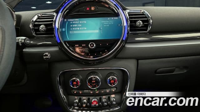 Mini Cooper S Clubman 2023 — Фото 14/20