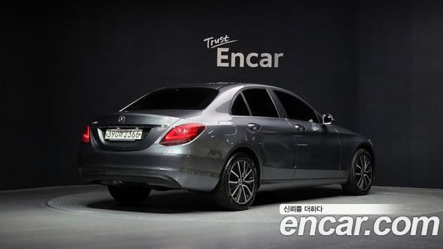 Mercedes-Benz C-Class 2020 — Photo 20/20