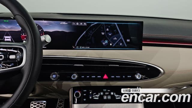 Genesis GV70 2024 — ფოტო 15/20