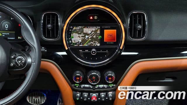 Mini Cooper S Countryman 2020 — ფოტო 15/20