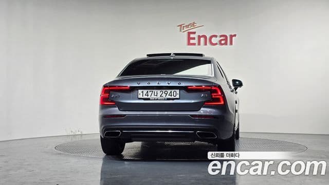 Volvo S60 2020 — Şəkil 4/20