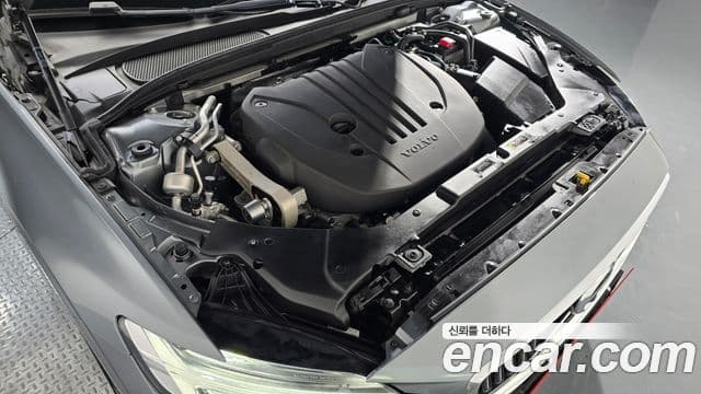 Volvo S60 2020 — Şəkil 6/20