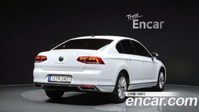 Volkswagen Passat GT 2021 — Şəkil 2/20