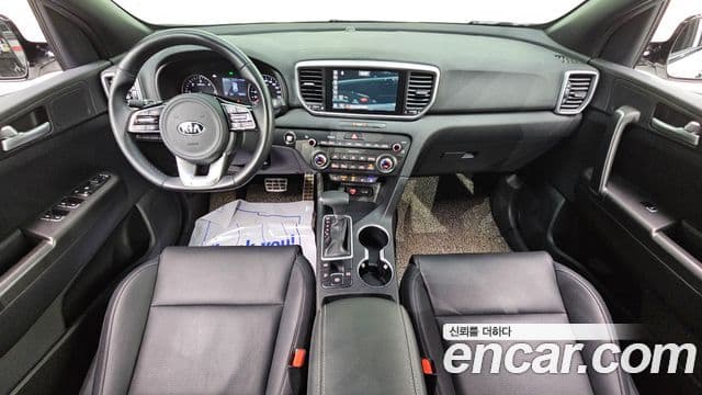 Kia Sportage The Bold 2020 — ფოტო 7/20
