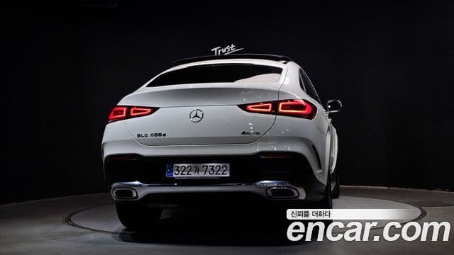 Mercedes-Benz GLE-Class 2020 — Şəkil 4/20