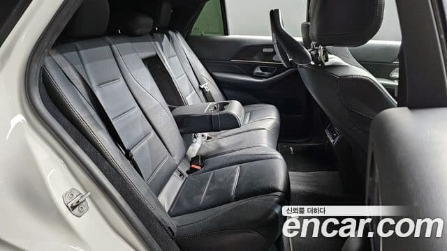 Mercedes-Benz GLE-Class 2020 — Şəkil 12/20