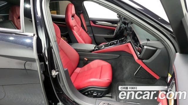 Porsche Panamera 2025 — Şəkil 8/20