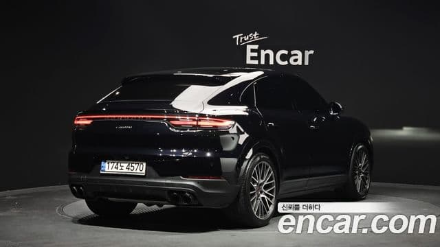 Porsche Cayenne 2022 — Şəkil 15/20