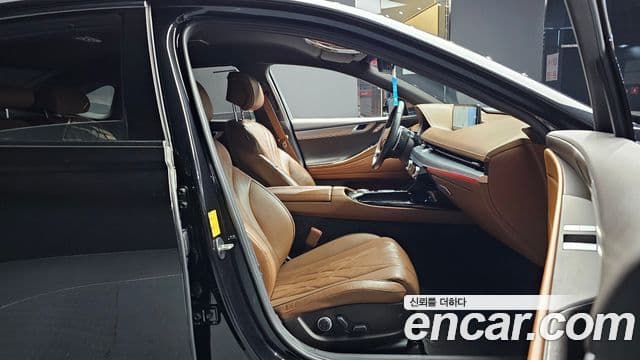 Genesis G80 2021 — ფოტო 16/20