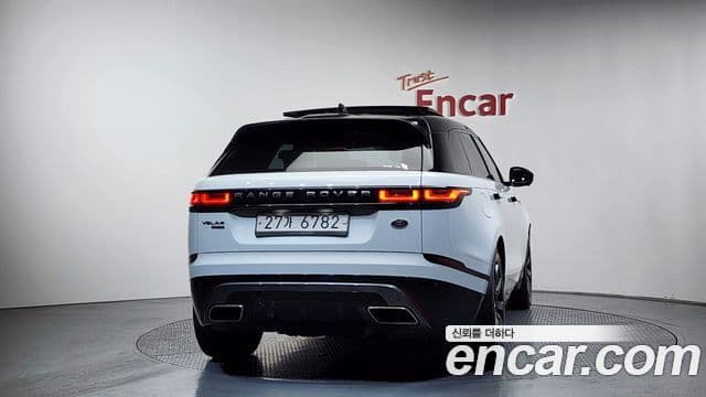 Land Rover Range Rover Velar 2018 — фото 4 из 20