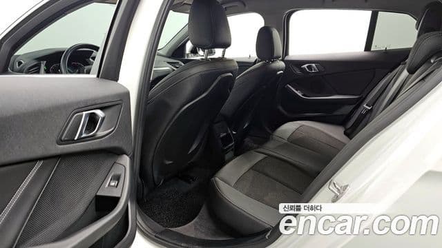 BMW 1 Series 2020 — Photo 13/20
