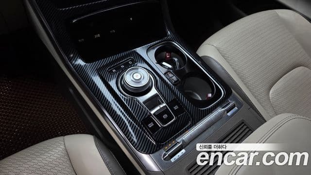 Kia Carnival 2021 — Şəkil 9/20