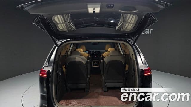 Kia Carnival 2021 — Şəkil 20/20