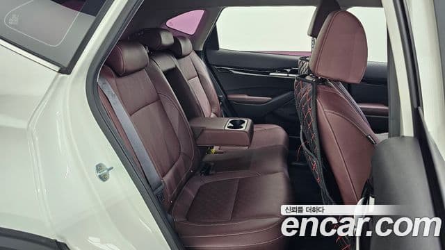 Kia Seltos 2019 — Şəkil 12/20