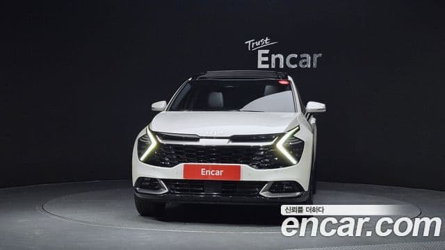 Kia Sportage 2021 — Фото 3/20